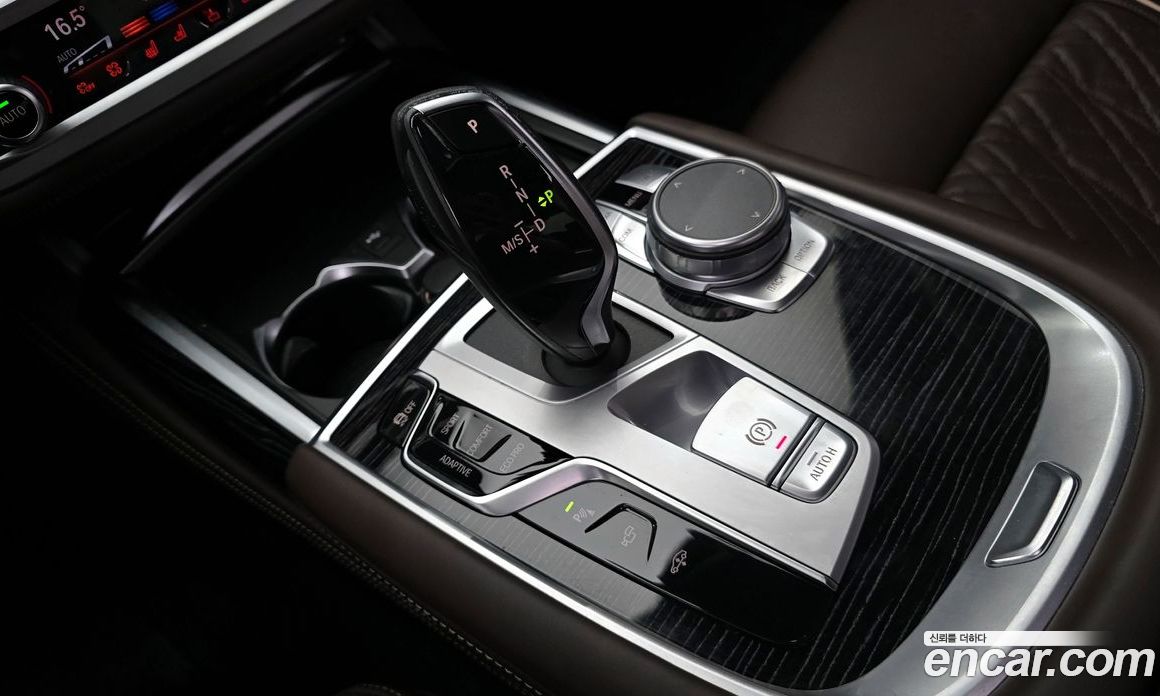 BMW 7-Series i740 M Sport
