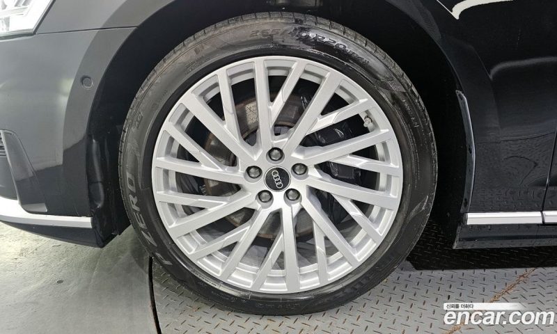 Audi A8 55 TFSI Quattro LWB