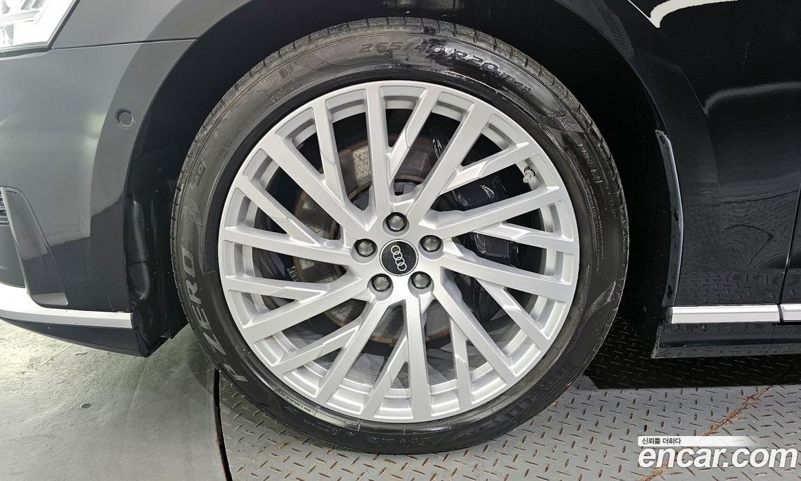 Audi A8 55 TFSI Quattro LWB