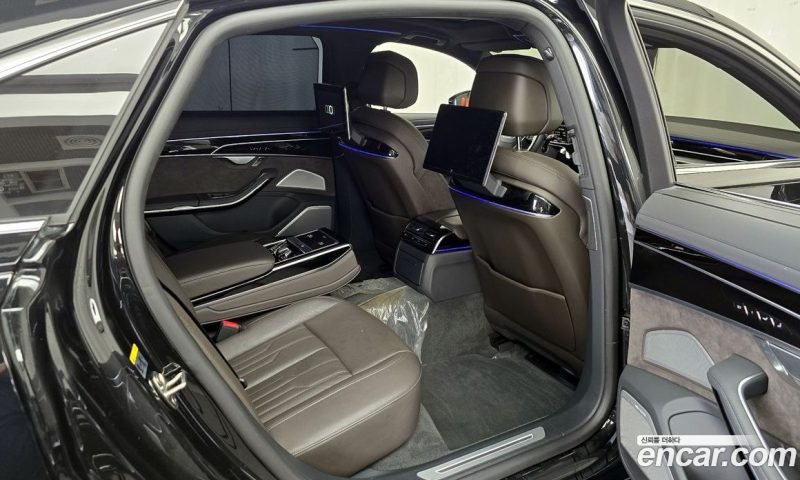 Audi A8 55 TFSI Quattro LWB