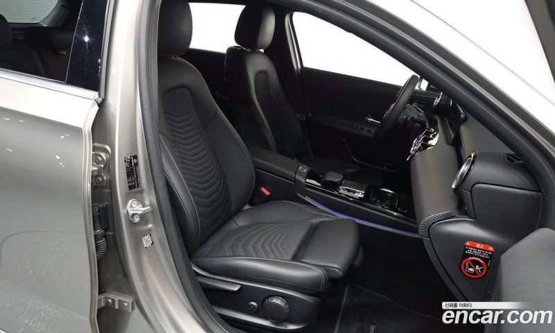 Mercedes Benz A-Class A220 Hatchback