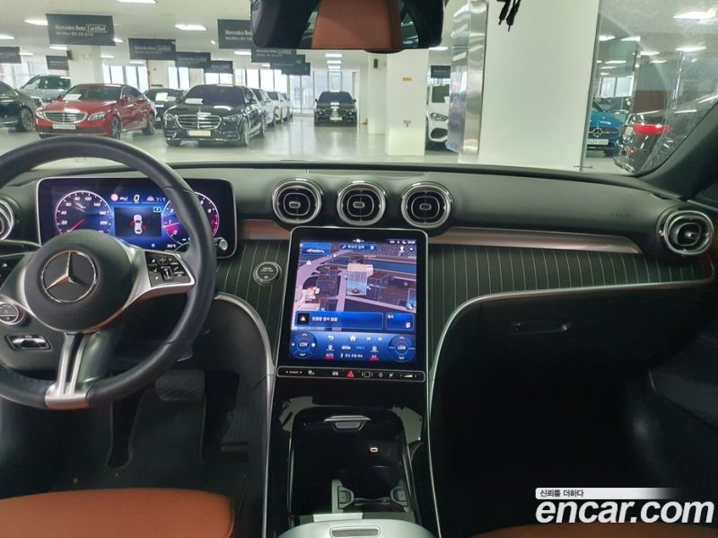 Mercedes Benz C-Class C200 4MATIC Avantgarde