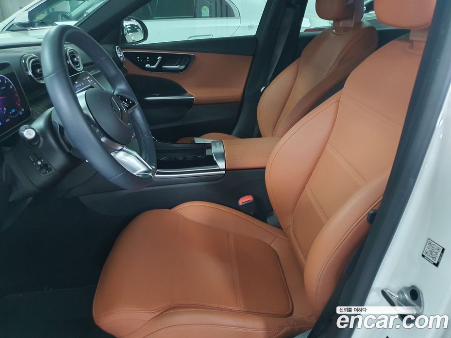 Mercedes Benz C-Class C200 4MATIC Avantgarde