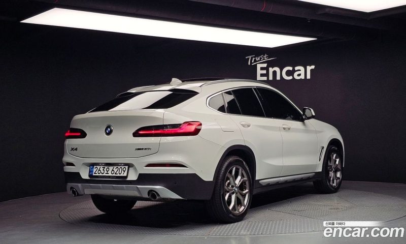 BMW X4 xDrive20i xLine