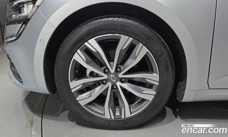 Renault Korea SM6 1.3 TCe LE