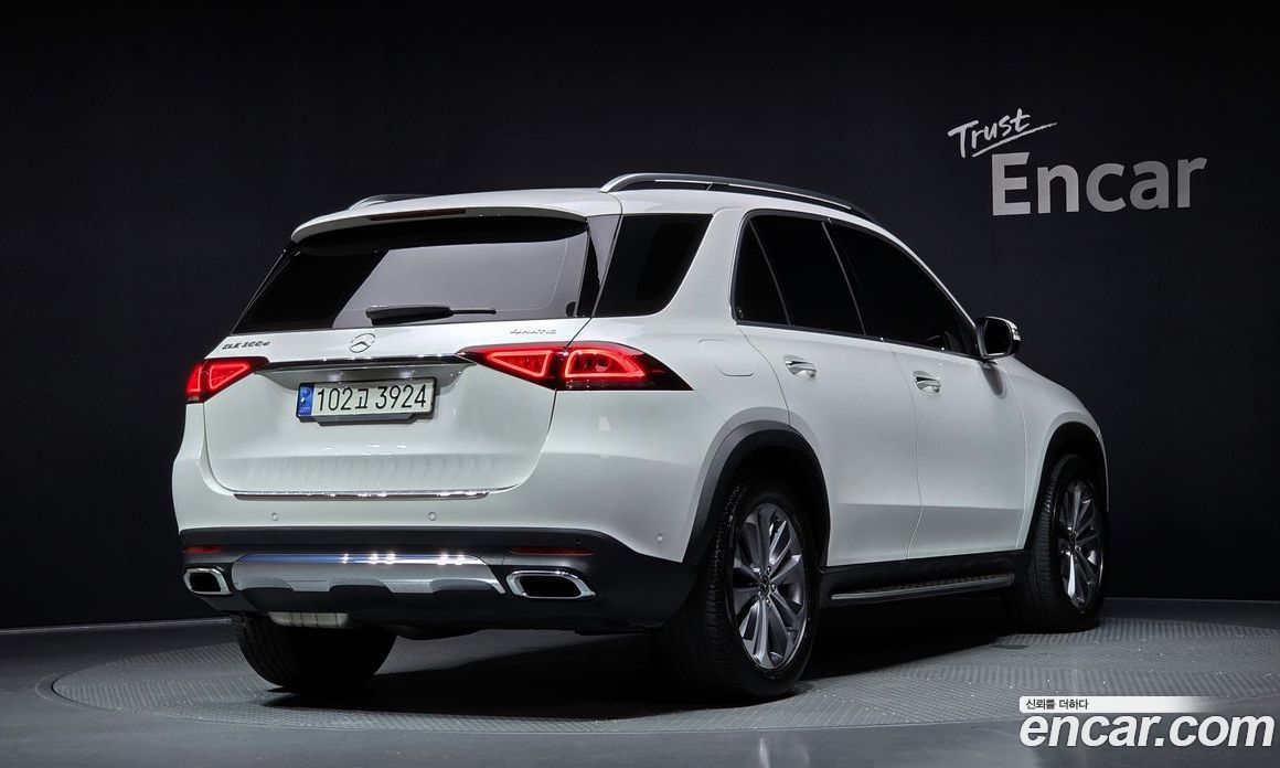 Mercedes Benz GLE-Class GLE300d 4MATIC