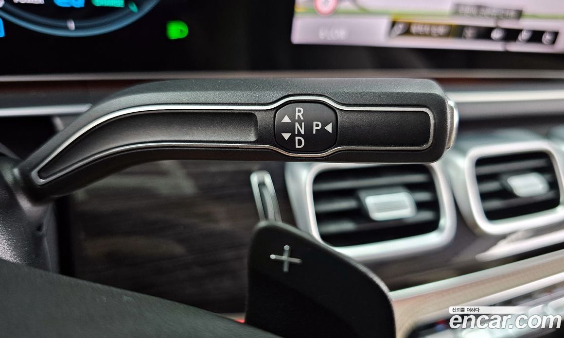 Mercedes Benz GLE-Class GLE300d 4MATIC