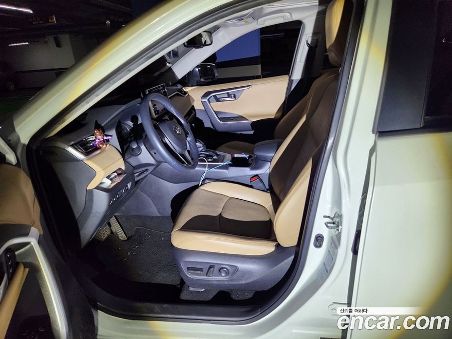 Toyota RAV4 2.5 4WD Hybrid