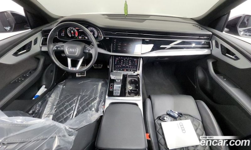 Audi Q8 55 TFSI Quattro Premium