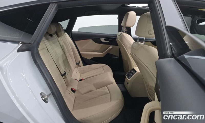 Audi A5 40 TFSI Quattro Premium Sportback