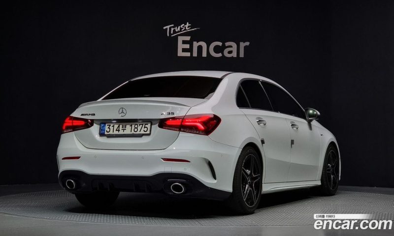 Mercedes Benz A-Class AMG A35 4MATIC Sedan