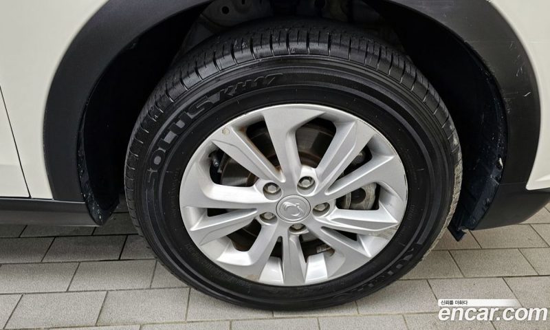 SsangYong Tivoli Gasoline 1.5 2WD
