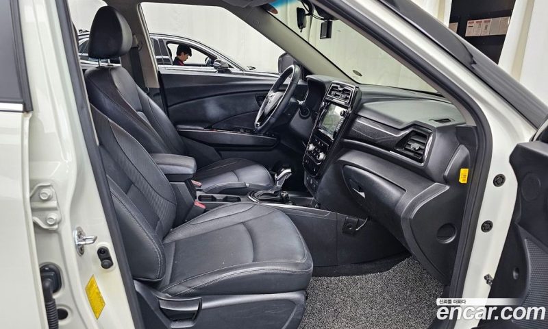 SsangYong Tivoli Gasoline 1.5 2WD