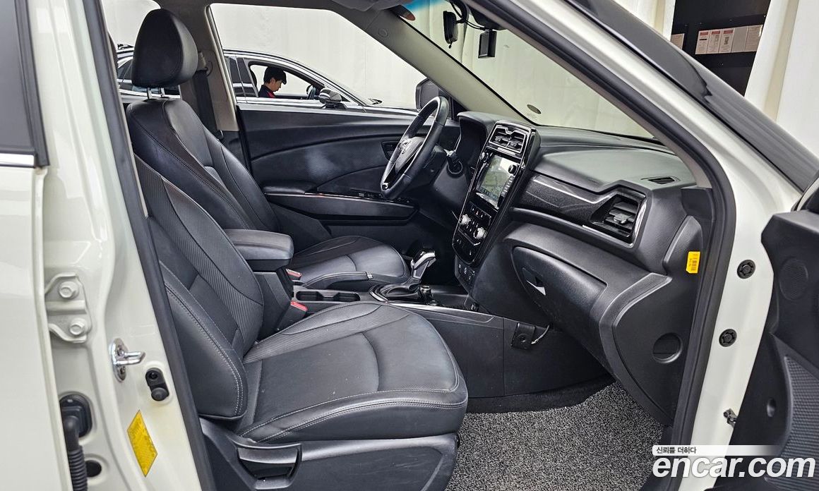 SsangYong Tivoli Gasoline 1.5 2WD