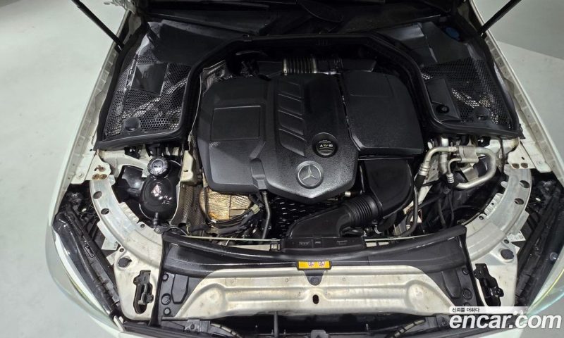 Mercedes Benz C-Class C220 D 4MATIC