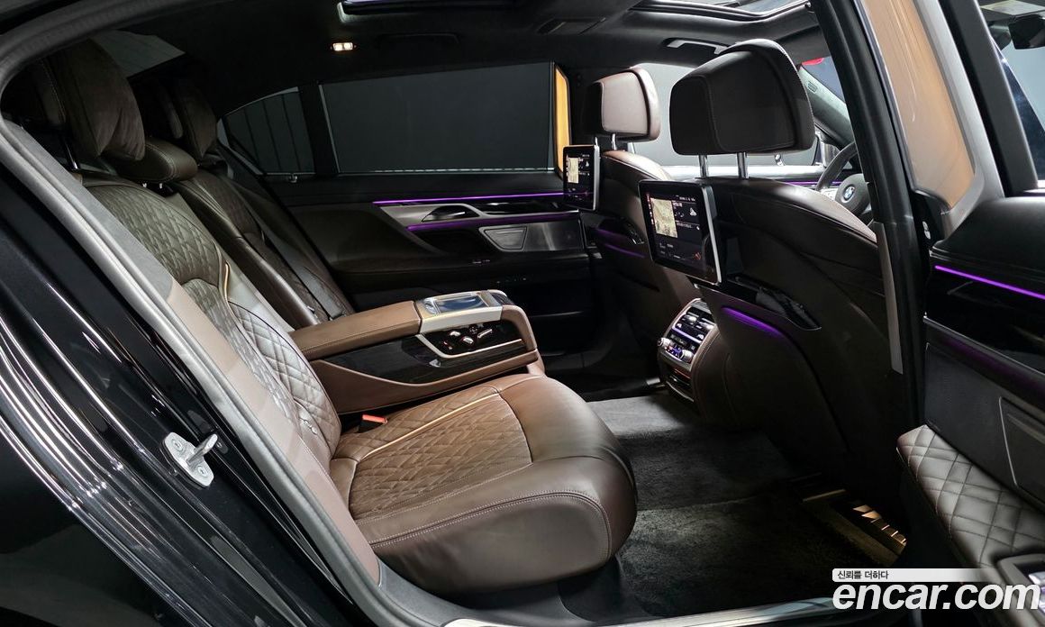 BMW 7-Series 740Li xDrive M Sport Package