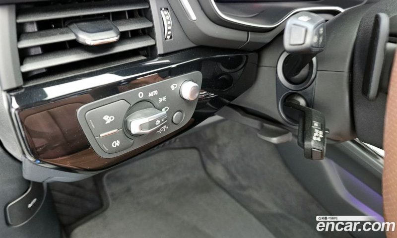Audi A4 35 TDI Premium
