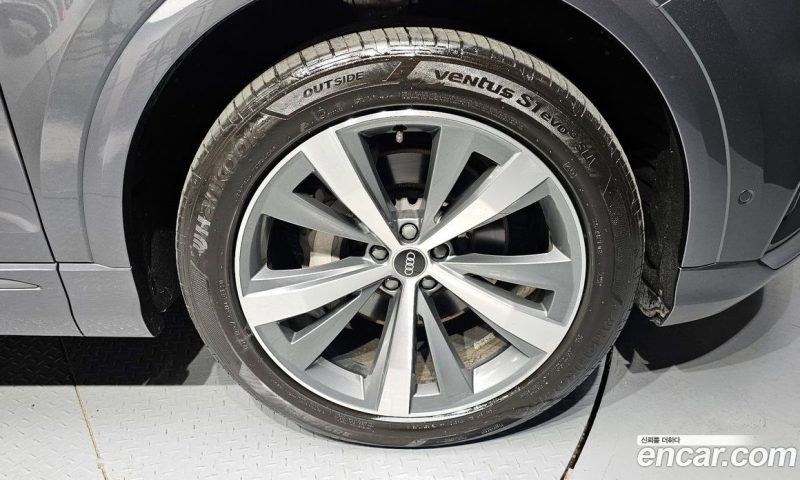 Audi Q8 50 TDI Quattro Premium