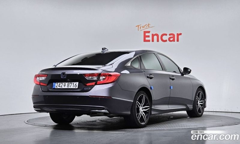 Honda Accord 2.0 Hybrid Touring