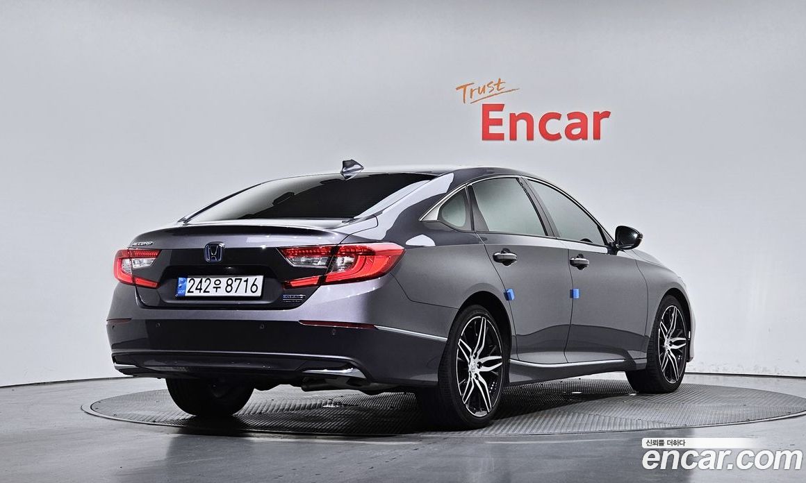 Honda Accord 2.0 Hybrid Touring