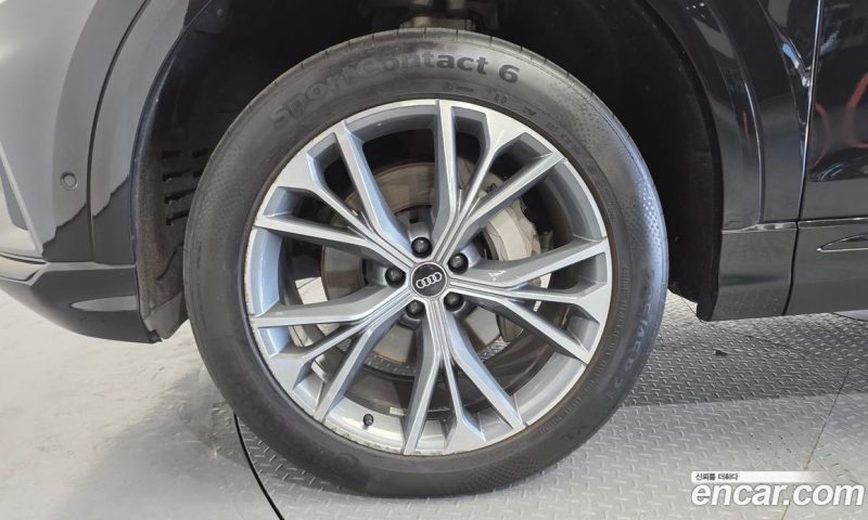 Audi Q8 55 TFSI Quattro Premium
