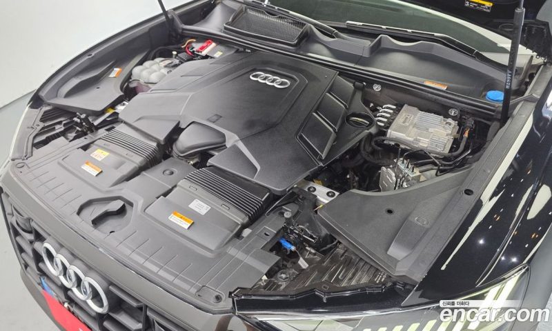 Audi Q8 55 TFSI Quattro Premium