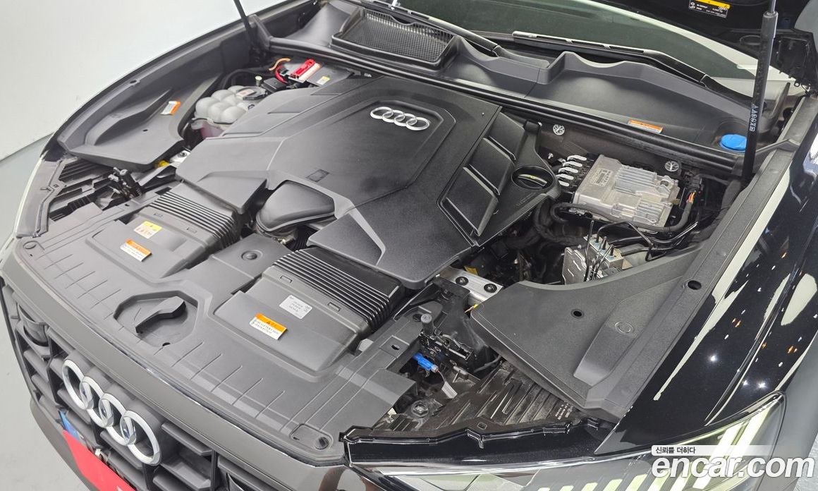 Audi Q8 55 TFSI Quattro Premium