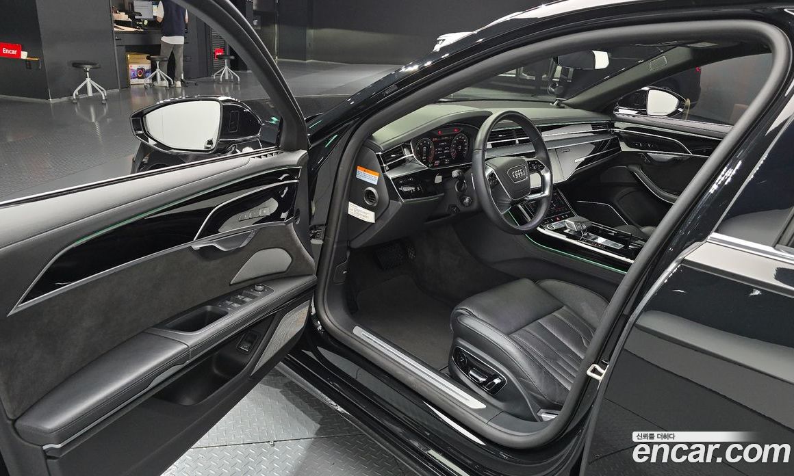 Audi A8 55 TFSI Quattro LWB