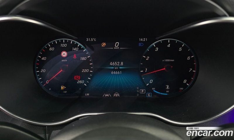 Mercedes Benz C-Class C200 AMG Line