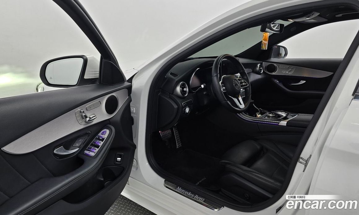 Mercedes Benz C-Class C200 AMG Line