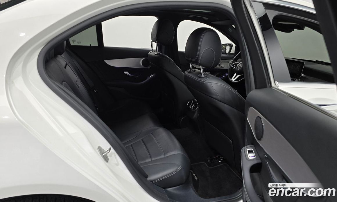 Mercedes Benz C-Class C200 AMG Line