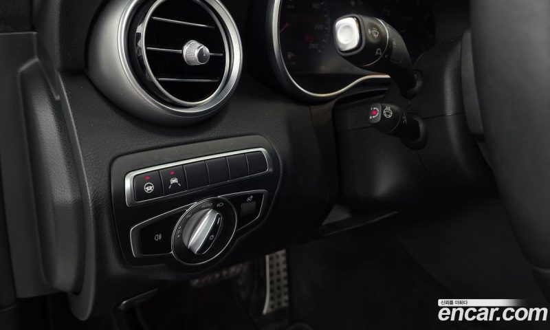 Mercedes Benz C-Class C200 AMG Line