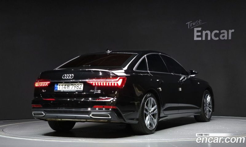 Audi A6 45 TFSI Quattro Premium