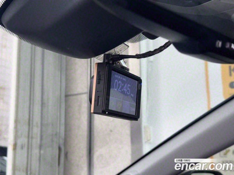 Toyota Camry 2.5 XLE Hybrid
