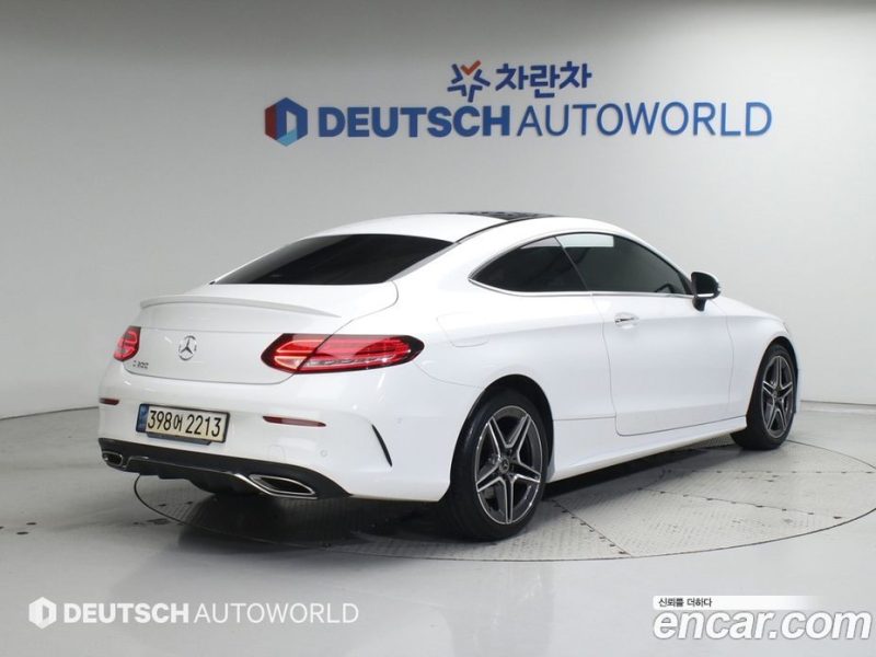 Mercedes Benz C-Class C200 Coupe