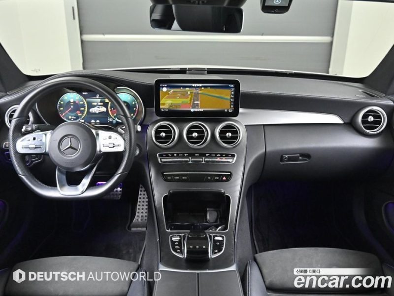 Mercedes Benz C-Class C200 Coupe