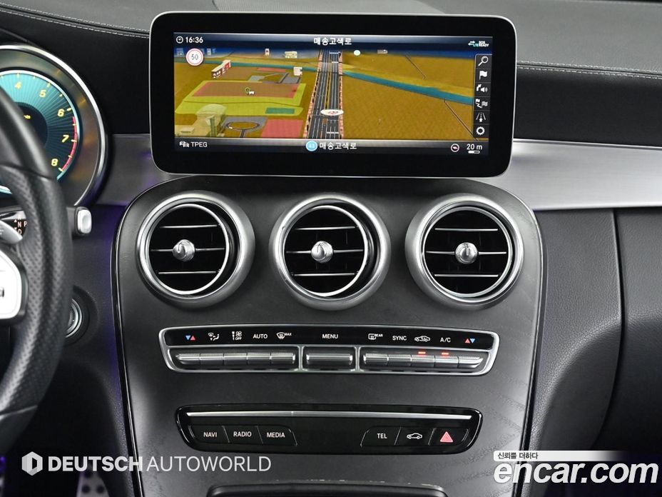 Mercedes Benz C-Class C200 Coupe