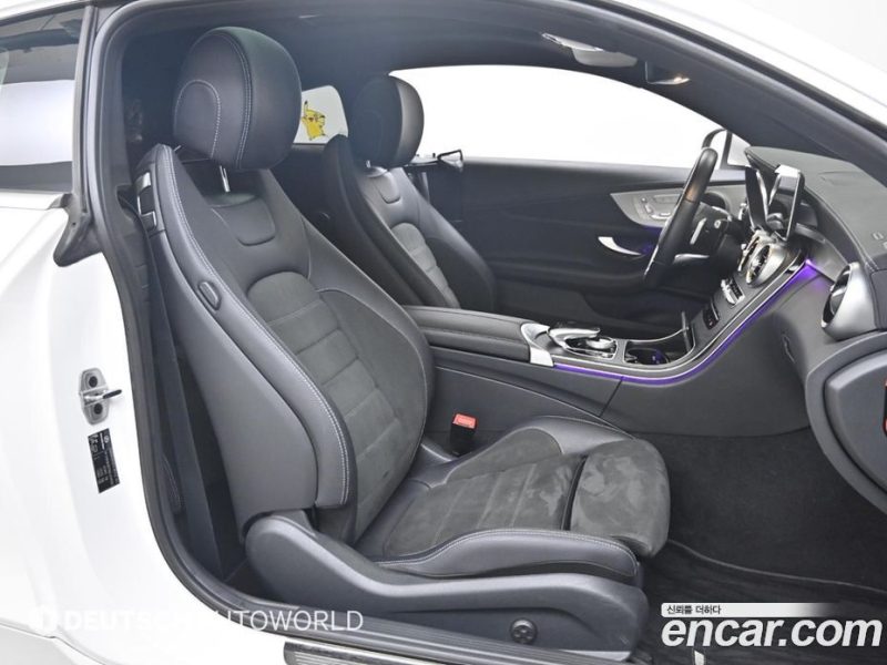 Mercedes Benz C-Class C200 Coupe