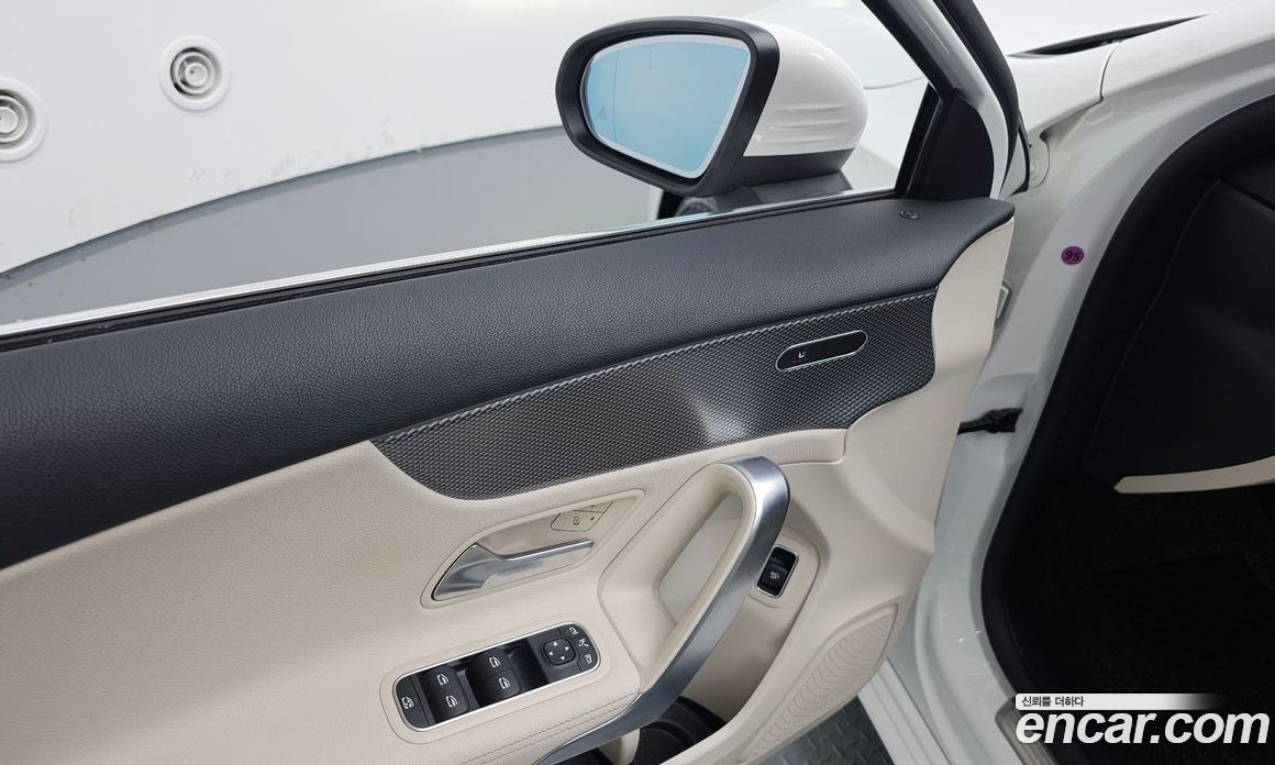 Mercedes Benz A-Class A220 Sedan