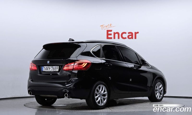 BMW 2-Series Advantage