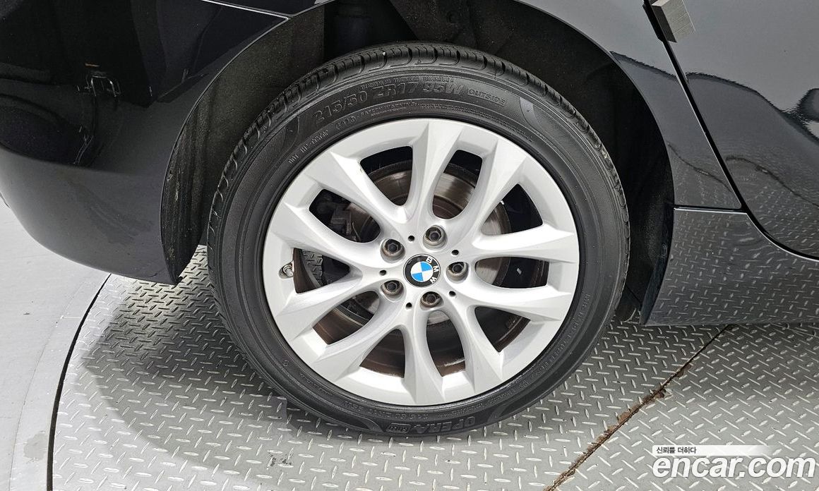 BMW 2-Series Advantage