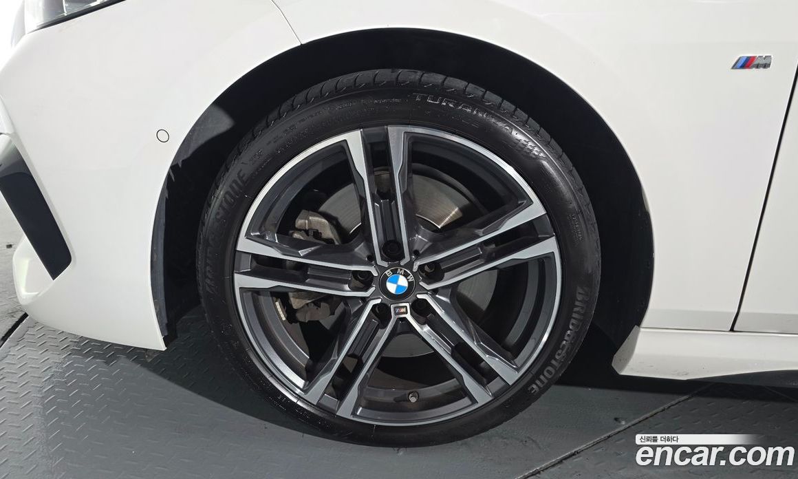 BMW 2-Series i220 M Sports