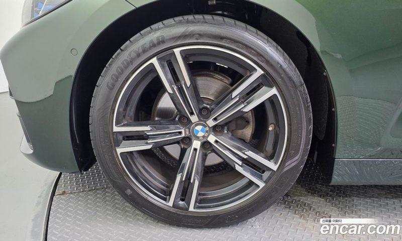 BMW 4-Series i420 M Sport Convertible