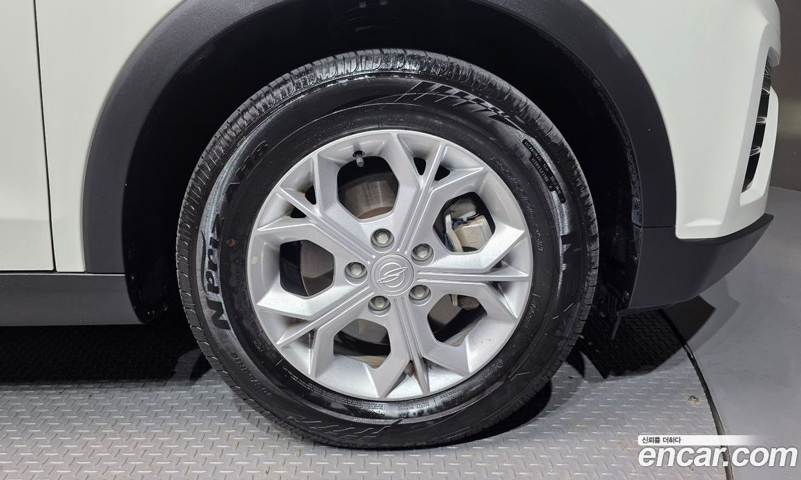 SsangYong Tivoli Gasoline 1.5 2WD