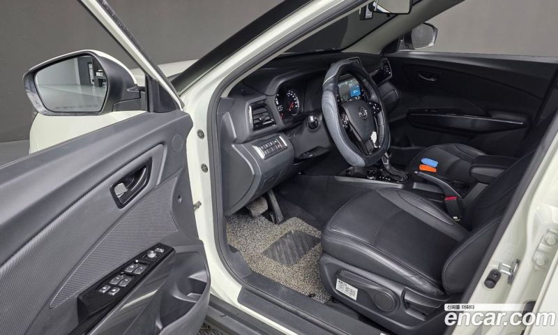 SsangYong Tivoli Gasoline 1.5 2WD