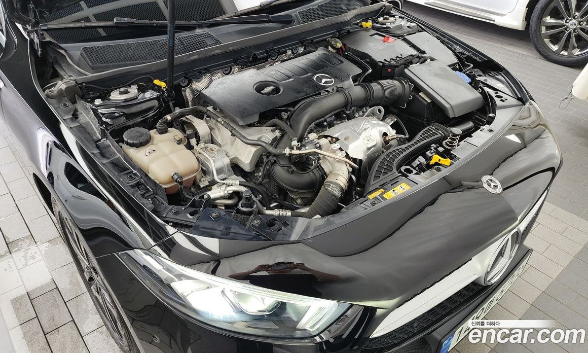 Mercedes Benz A-Class A220 Hatchback