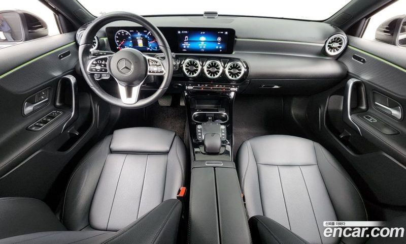 Mercedes Benz A-Class A220 Hatchback