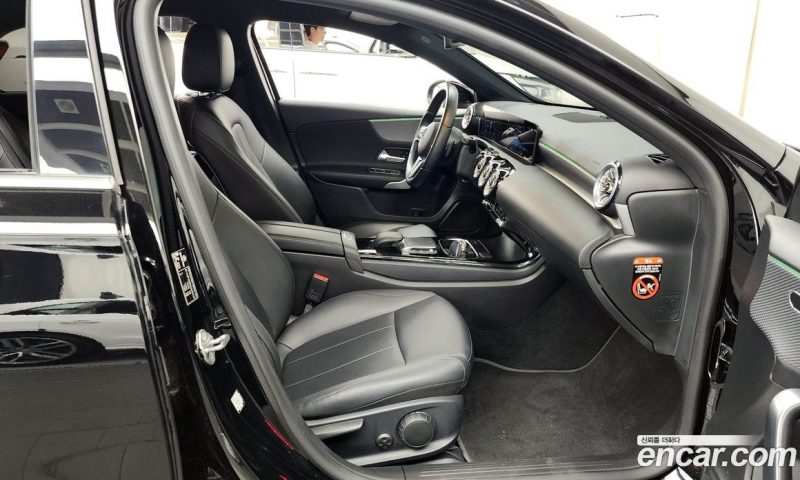 Mercedes Benz A-Class A220 Hatchback