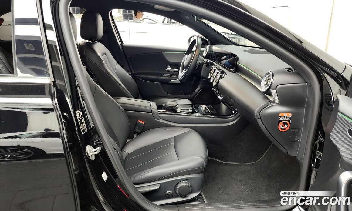 Mercedes Benz A-Class A220 Hatchback