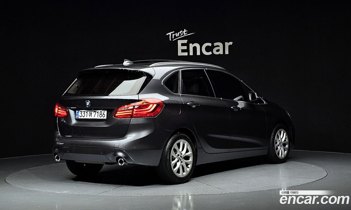 BMW 2-Series Advantage